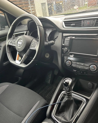 Nissan Qashqai cena 71900 przebieg: 112000, rok produkcji 2019 z Otwock małe 172